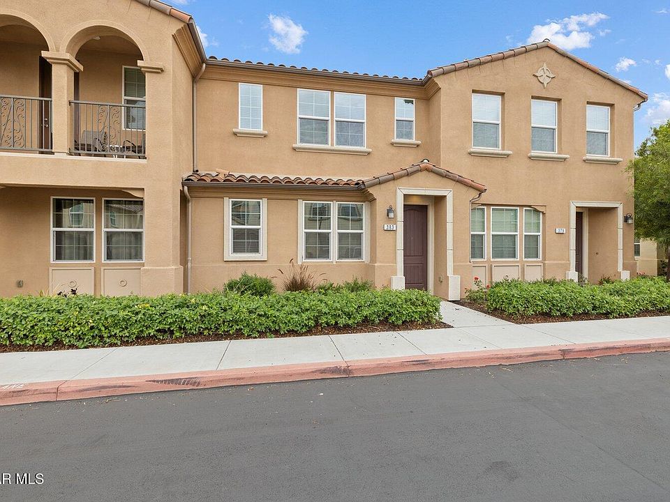 1st image of 383 Nuez St