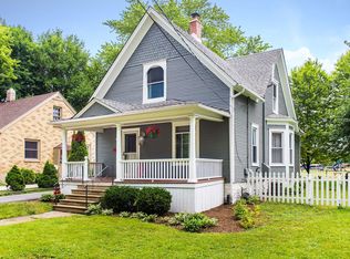 715 Illinois Ave, Elgin, IL 60120