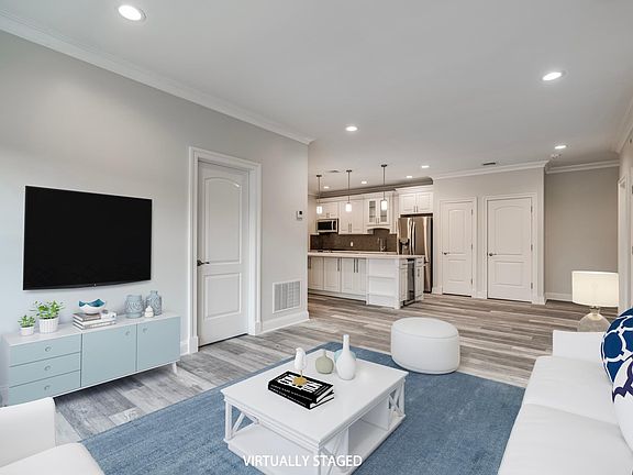 4th image of 110 New York Ave #3D