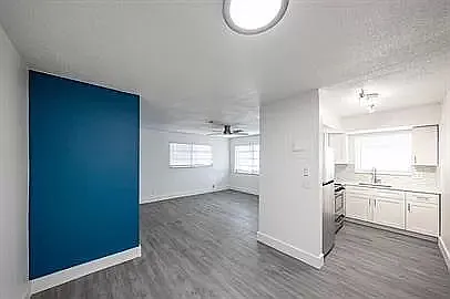4140 SW 24th Ct #1 — Photo 2