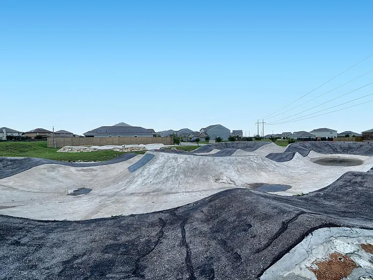 616 Sonterra Blvd — Photo 31