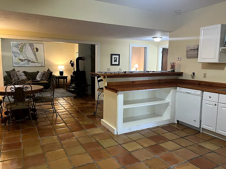 40 Mary Wendy Rd #2 — Photo 15