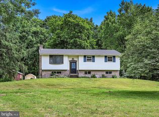 11 Lowland Rd, Schuylkill Haven, PA 17972