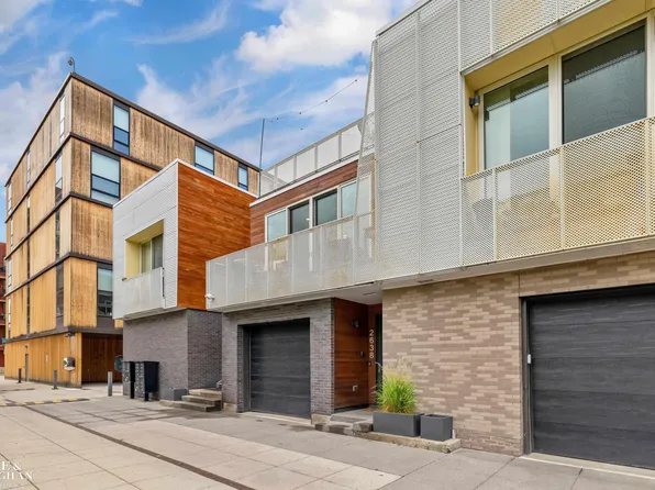 2638 John R St, Detroit, MI 48201