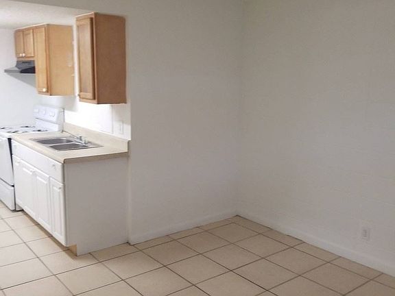4th image of 5834 Justina Ct APT 9