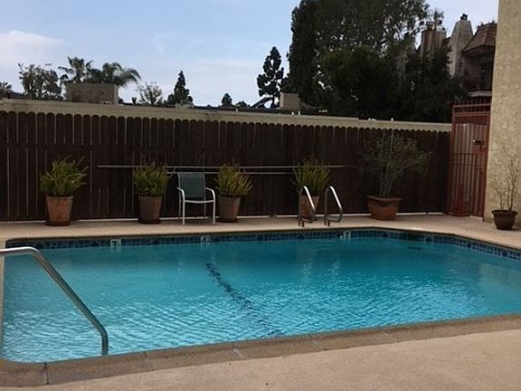 4th image of 5875 Doverwood Dr Unit 211