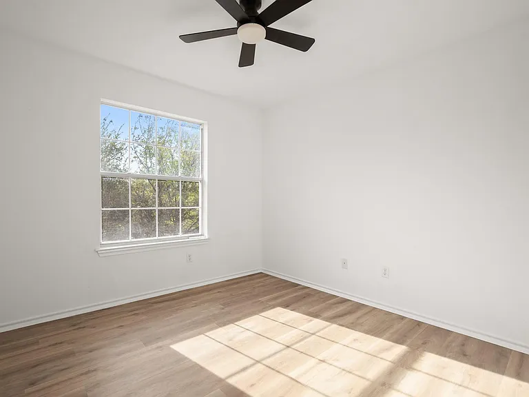 13220 Constellation Dr — Photo 23