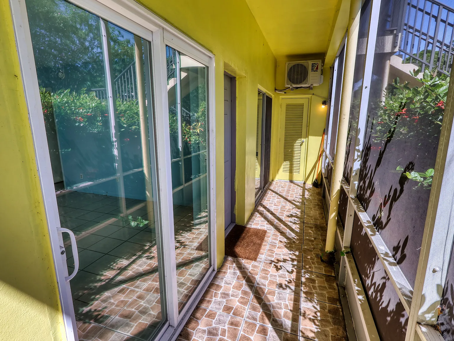 1 bed, 570 sqft, $1,400 — Photo 3