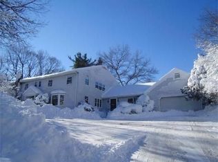 283 Dedham St, Dover, MA 02030