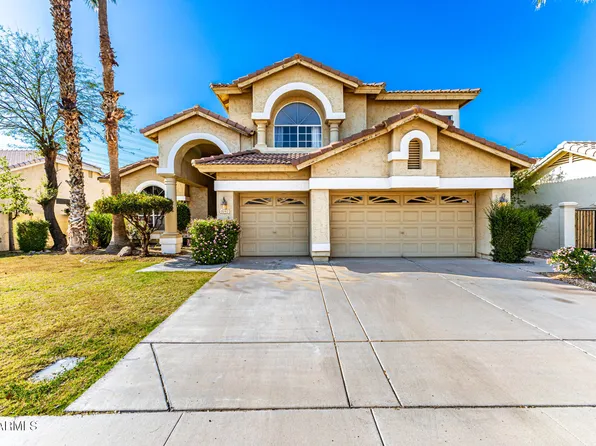 2042 E DIAS Drive, Gilbert, AZ 85234