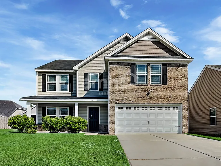 126 Roseberry Cir — Photo 1