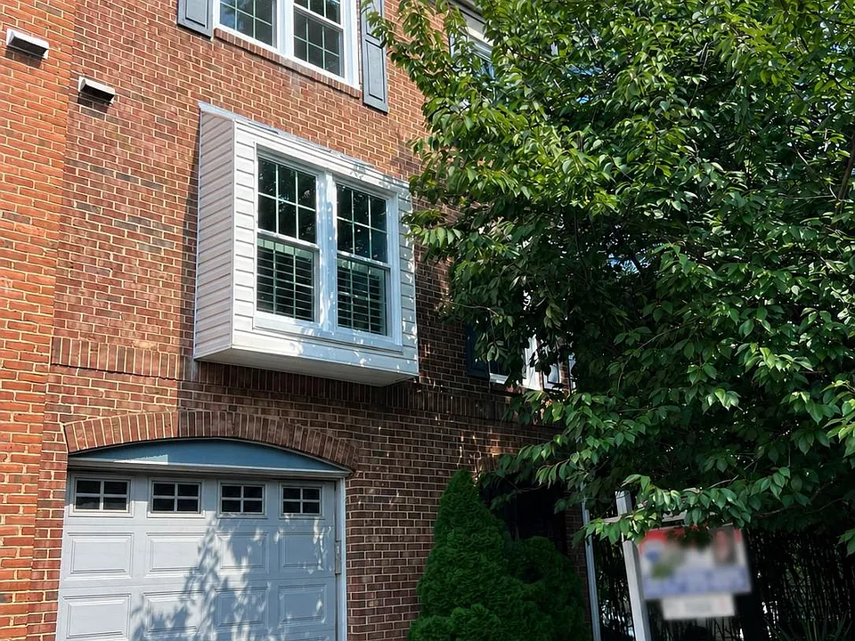 5 Grace Church Ct