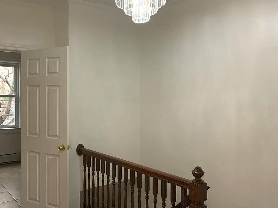 1st image of 8208 Penelope Ave Floor 2