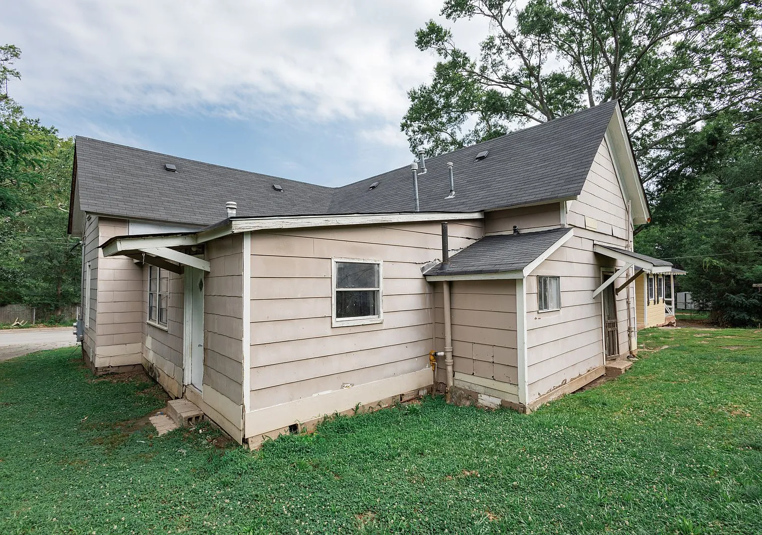 530 North 13th Street — Photo 3