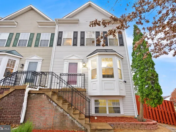 17435 Isle Royale Ter, Dumfries, VA 22025