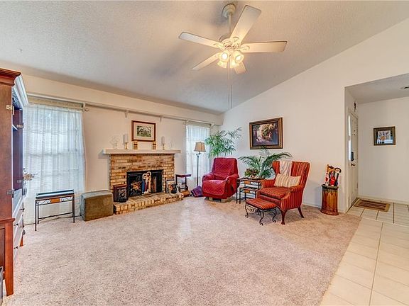 3rd image of 5049 Cypress Trace Dr