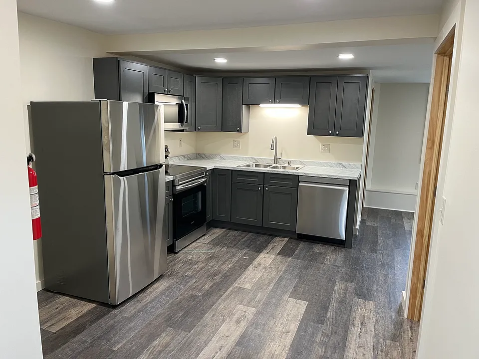 118 Park St #5