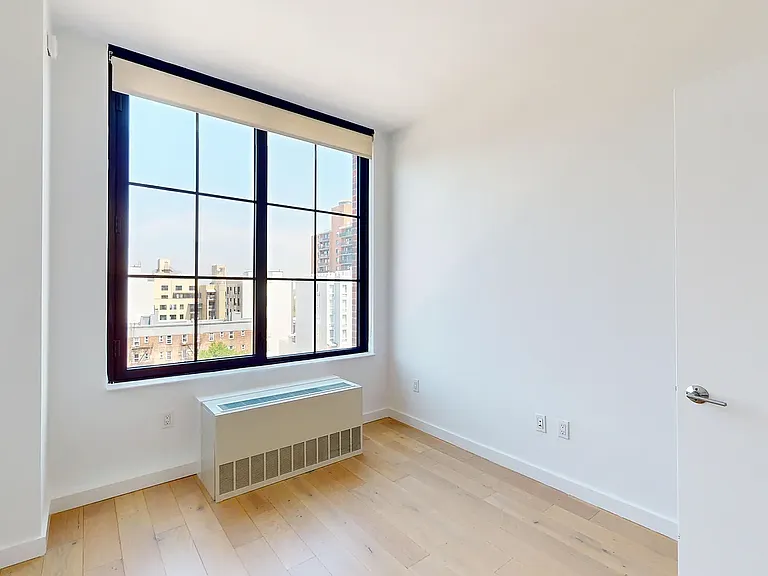 14474 Northern Blvd #PHM — Photo 11