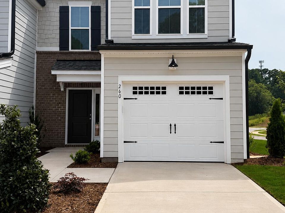 1st image of 260 Ravenscraig Park Pl