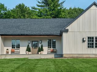 17 Woodland Hill Rd, Wynantskill, NY 12198