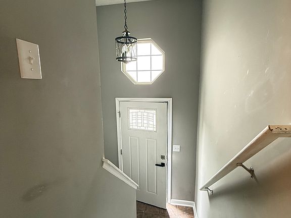 3rd image of 4151 Crosspointe Dr