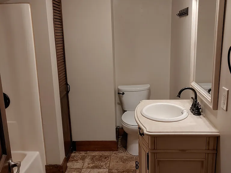 5 E Garfield St #2 — Photo 7