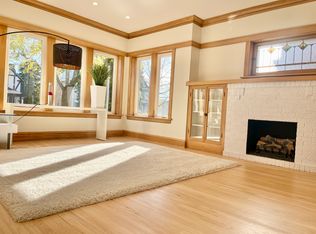 4546 N Kenton Ave #1, Chicago, IL 60630