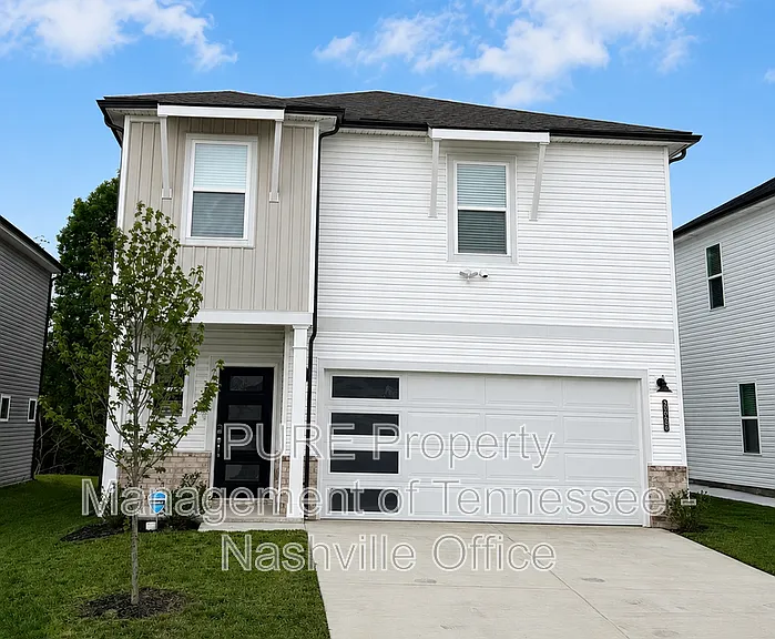 3889 Northbrook Dr — Photo 1