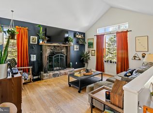 5638 Thoman Dr, Spring Grove, PA 17362