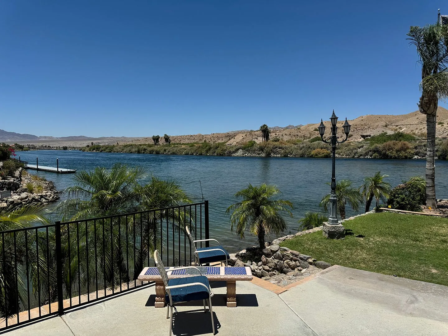 Short Term Winter Rental 1-Br Condo With Private Dock At Rio Vista — Photo 1