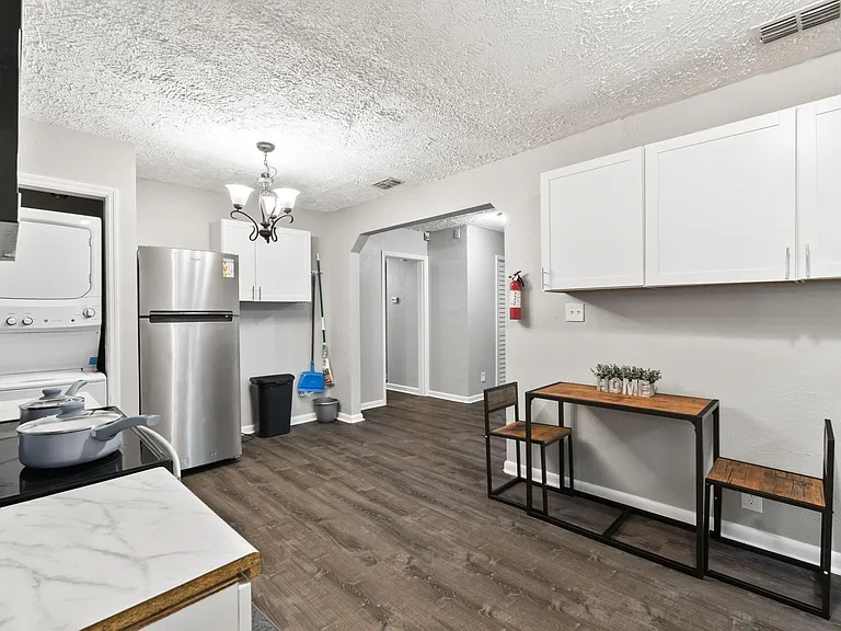 4731 W Castlewood Dr — Photo 17