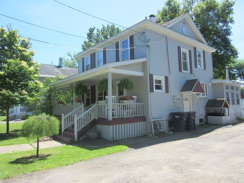 1st image of 20 Grant St