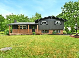 972 Wilson Sharpsville Rd, Cortland, OH 44410