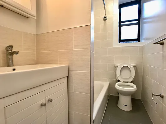 Rented by Building Equity Real Estate LLC | media 8