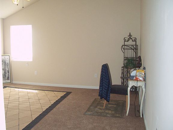 Oversized Bedrooms, vaulted Ceillings