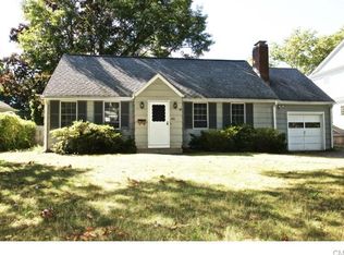 44 Fern St, Fairfield, CT 06824