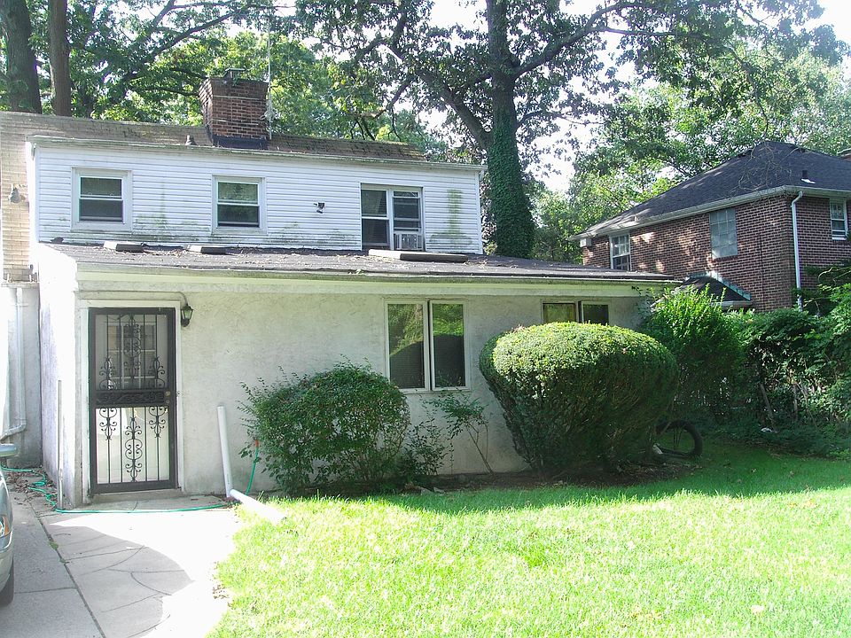 2nd image of 110 Taylor Ave
