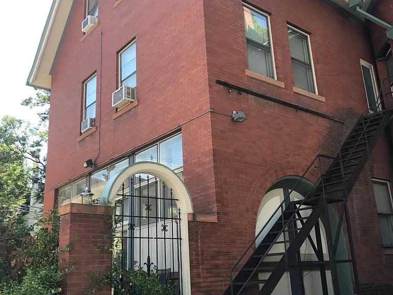 445 E 9th Ave #4 — Photo 19