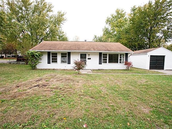 2nd image of 801 East Dr