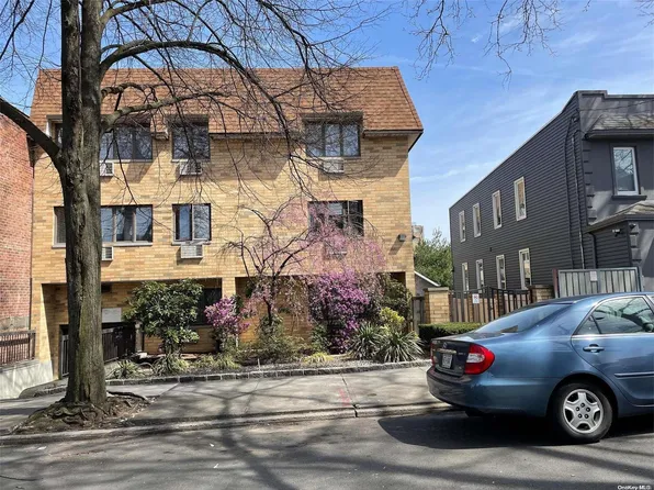 66-59 71st Street #3C, Middle Village, NY 11379