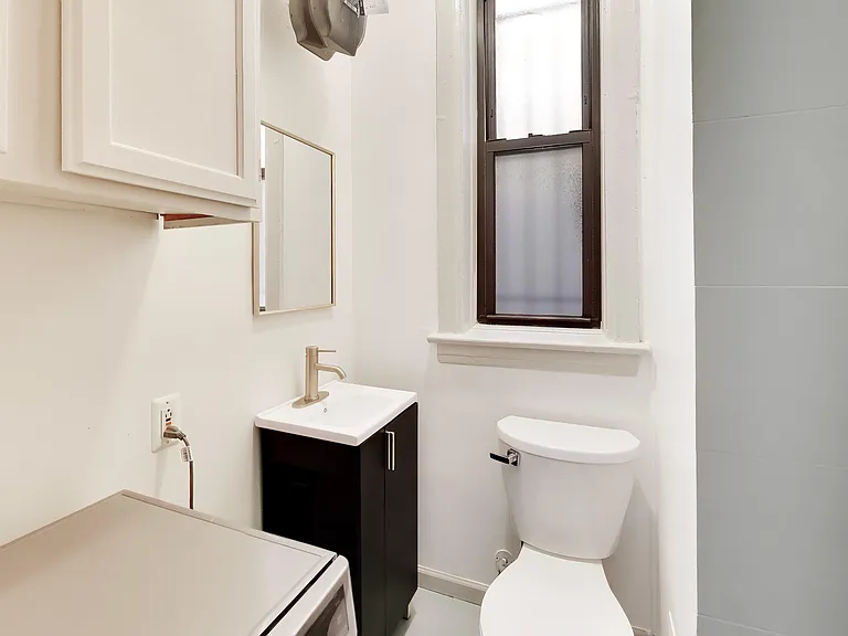 1532 N Greenview Ave #1F — Photo 10