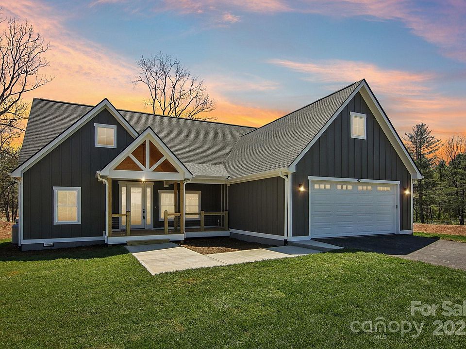 1st image of 40 Haywood Park Dr