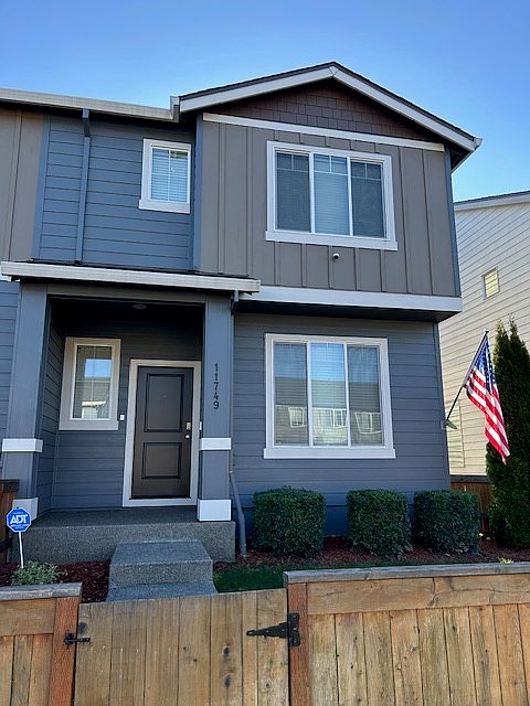 1st image of 11749 NE 23rd St