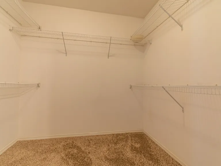 1040 Josie Kate Ln — Photo 11