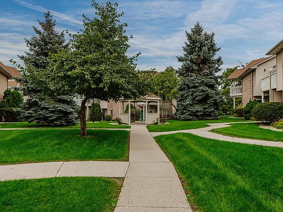 5th image of 11200 W Gilbert AVENUE #D