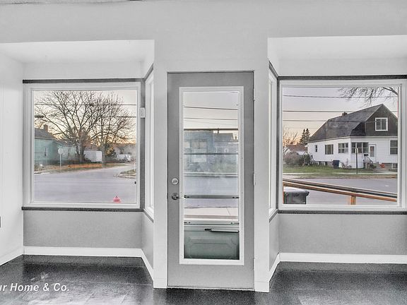 2nd image of 1241 Michigan Ave