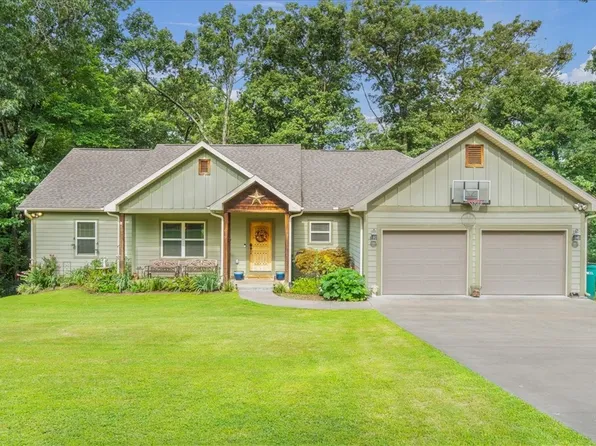 679 Javello Rd, Springdale, AR 72762