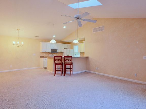 4th image of 1275 Stonington Ct
