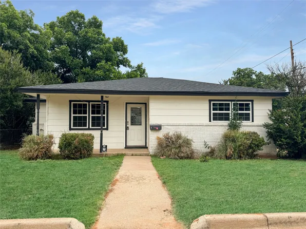 405 E 9th St, Sweetwater, TX 79556