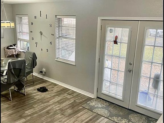 5th image of 5463 Stanton Dr